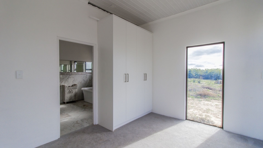 4 Bedroom Property for Sale in Hopefield Western Cape